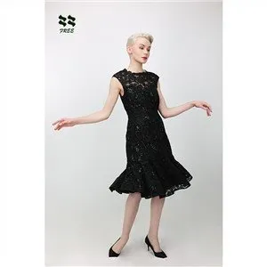 Чорні блискітки Квіткова мереживна сукня-міді без рукавів До коліна